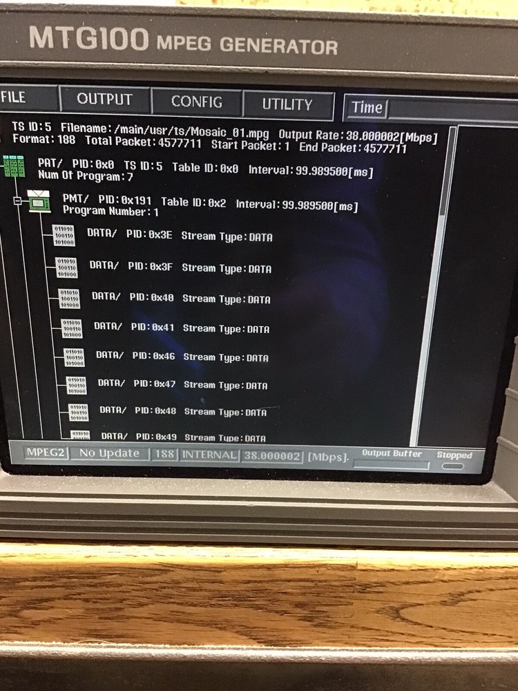 SONY TEKTRONIX MTG100 MPEG GENERATOR Pulled From Working Environment UM