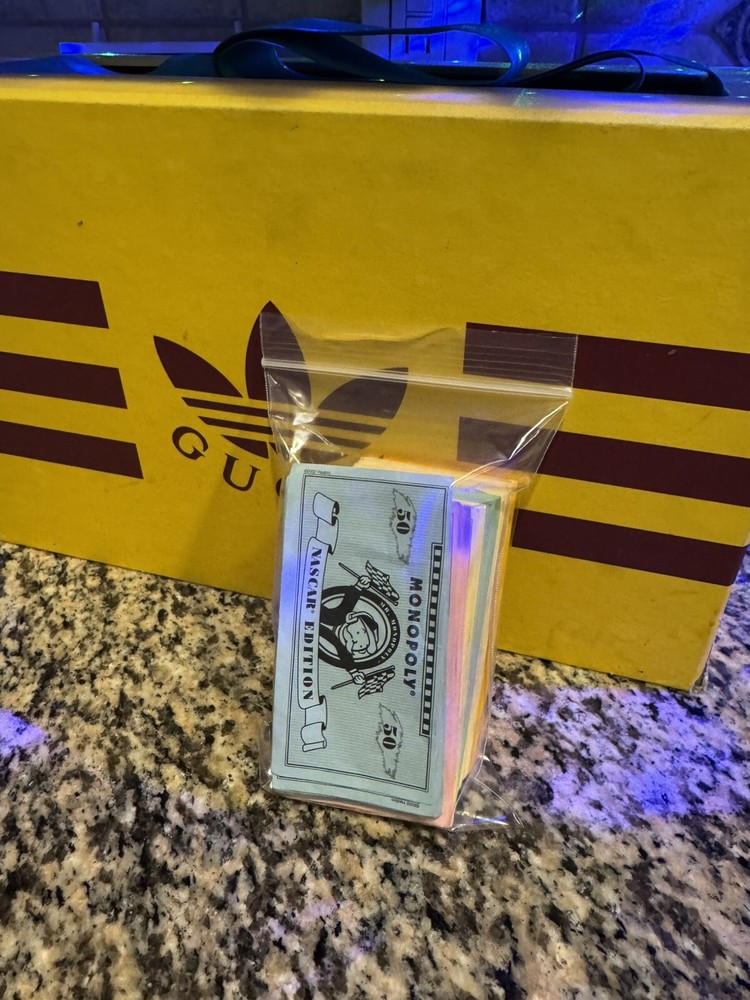 Monopoly – NASCAR Edition – Replacement Money 2002