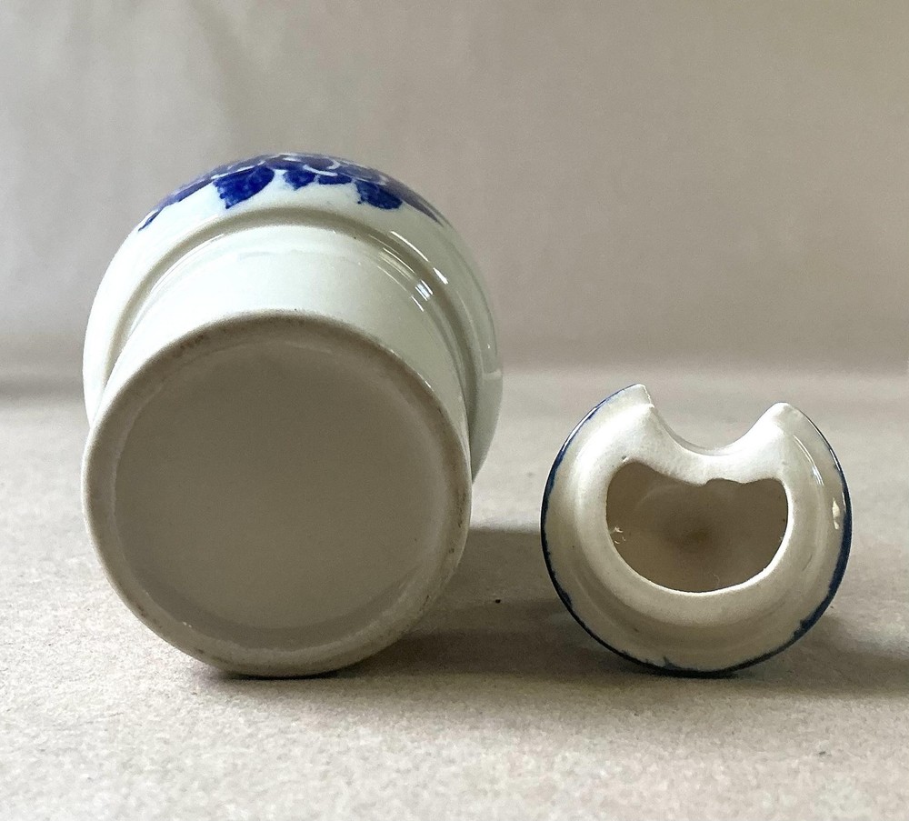 Blue White Ceramic Salt Shaker & Lidded Jar Floral Large Table Kitchen Set