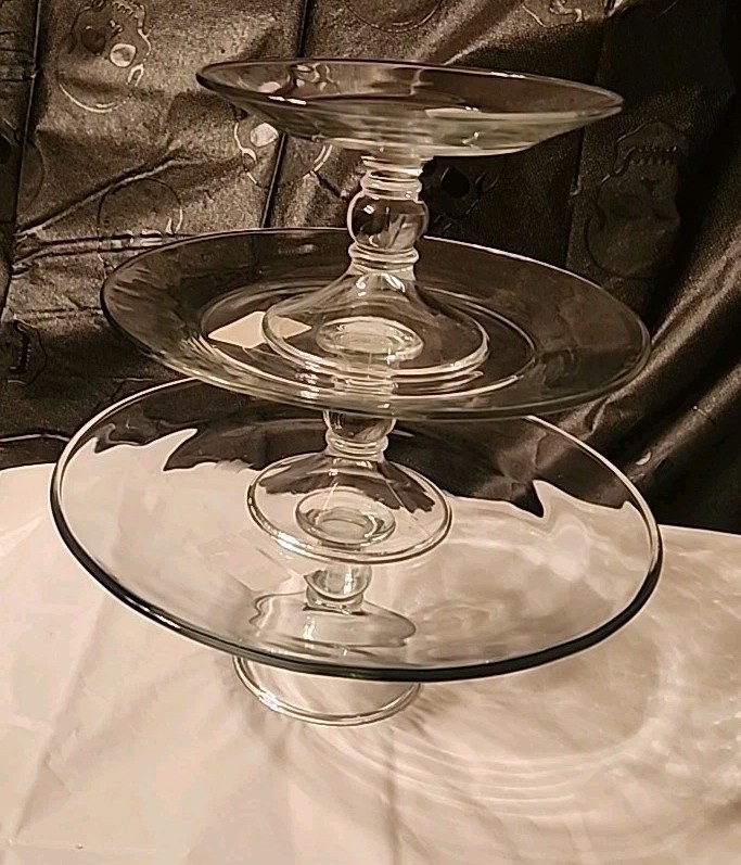 3 Tier Cake / Cupcake Stand
