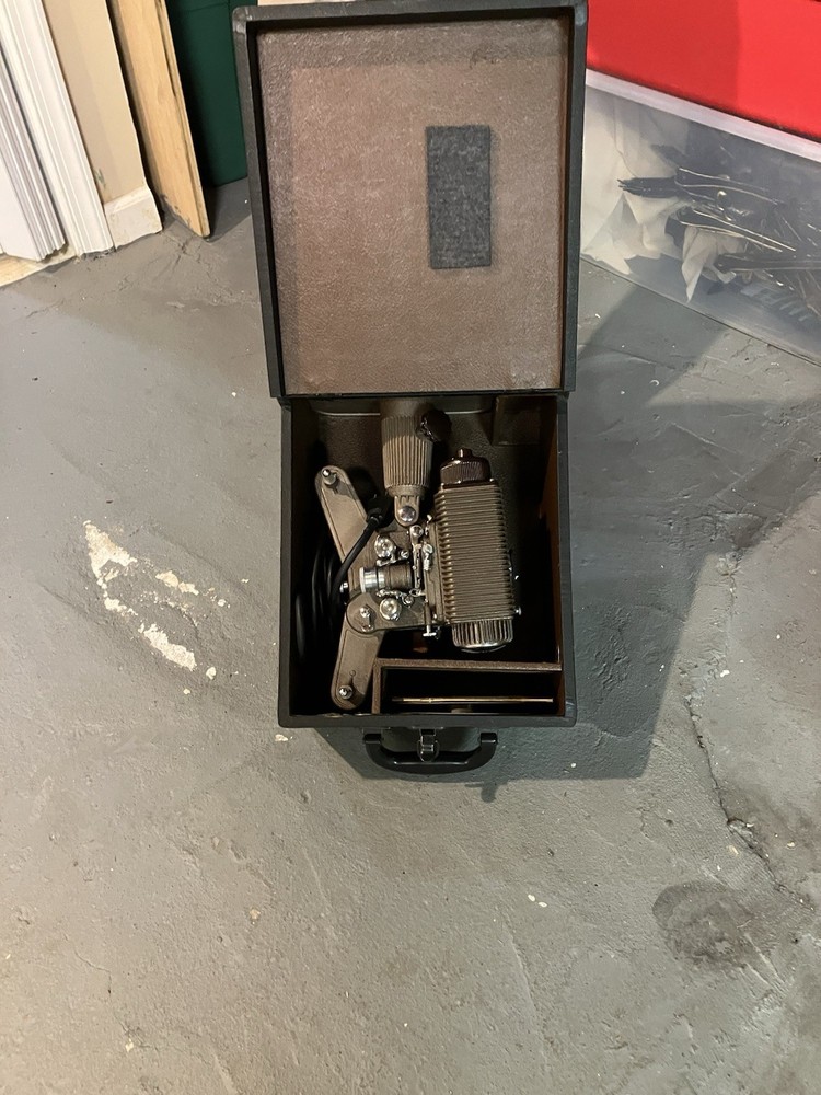 Revere 8mm Projector