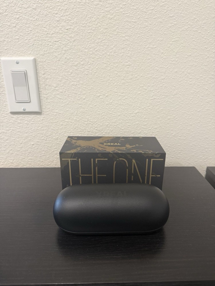 XREAL One Pro - M (IPD 57-66mm)