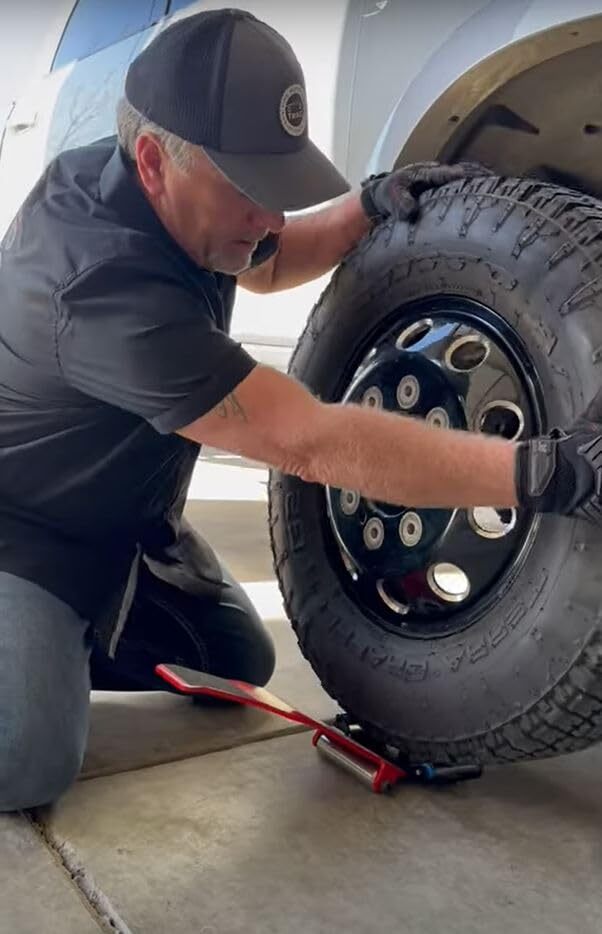 TRAC Tire Jack Tool with Roller Plate