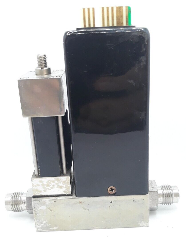 Unit UFC-1000 Mass Flow Controller Range 10 SLM Gas N2 --