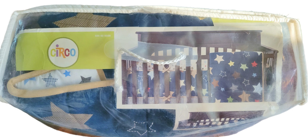 Circo 2pc Comforter & Fitted Sheet Crib Sized Bedding Set - Stars Pattern