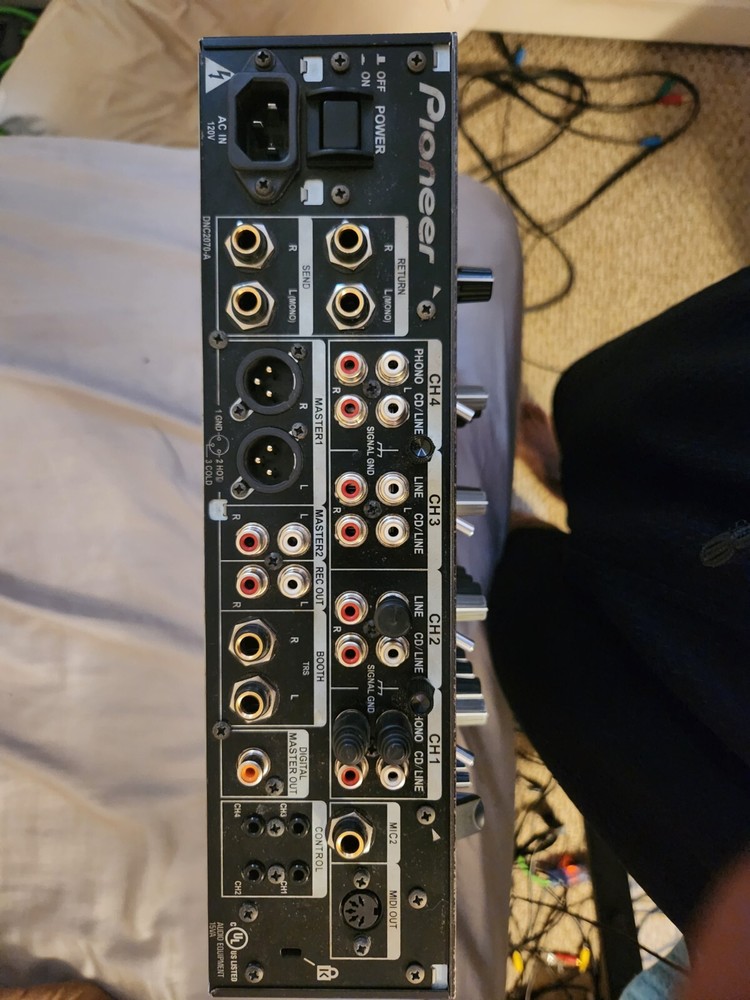 pioneer dj turntable