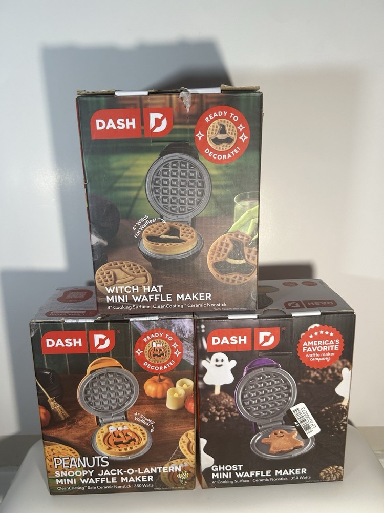 Dash Witch Hat Mini Waffle Maker 4” Nonstick Halloween Kitchen