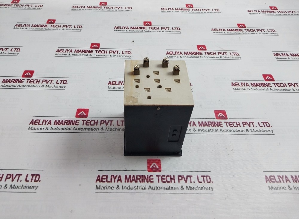 FAGET Voltmeter 0-600V 45C