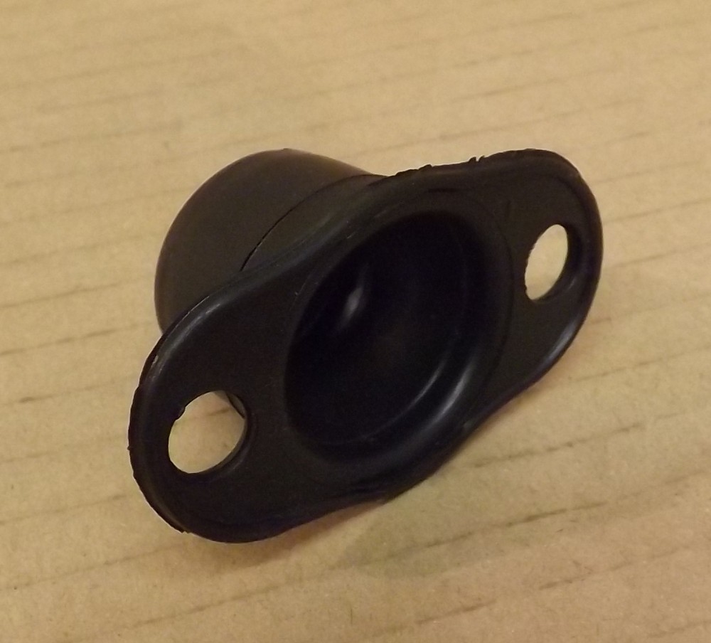 CLASSIC MINI BOOT HANDLE RUBBER SEAL / GASKET CZH1747