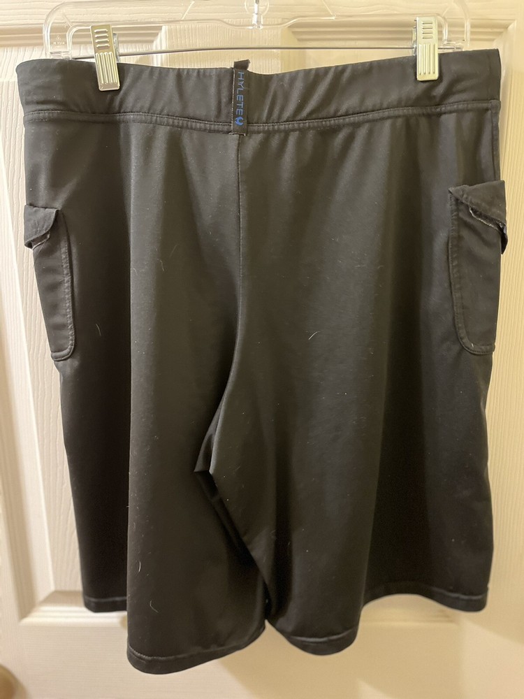 Hylete Mens Drawstring Shorts. Size Medium Black.