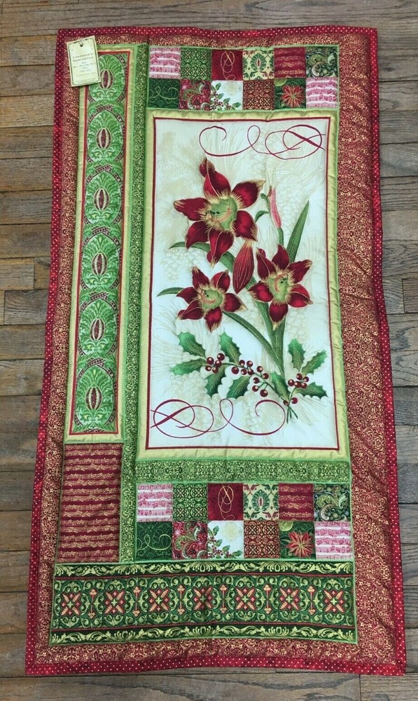 Finished Table Runner ~ Machine Quilted ~  Christmas ~ 22"x41"