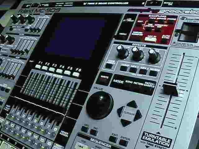 Boss SP-202 Stand Alone Sampler. Original Classic Rare!