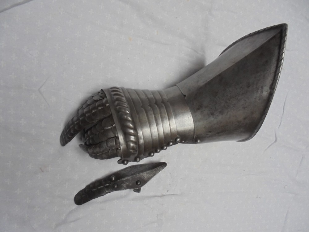 early 20th century gauntlet renaissance copy
