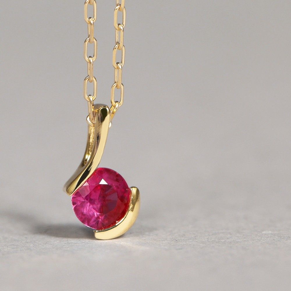 Ruby Necklace / b0091ru