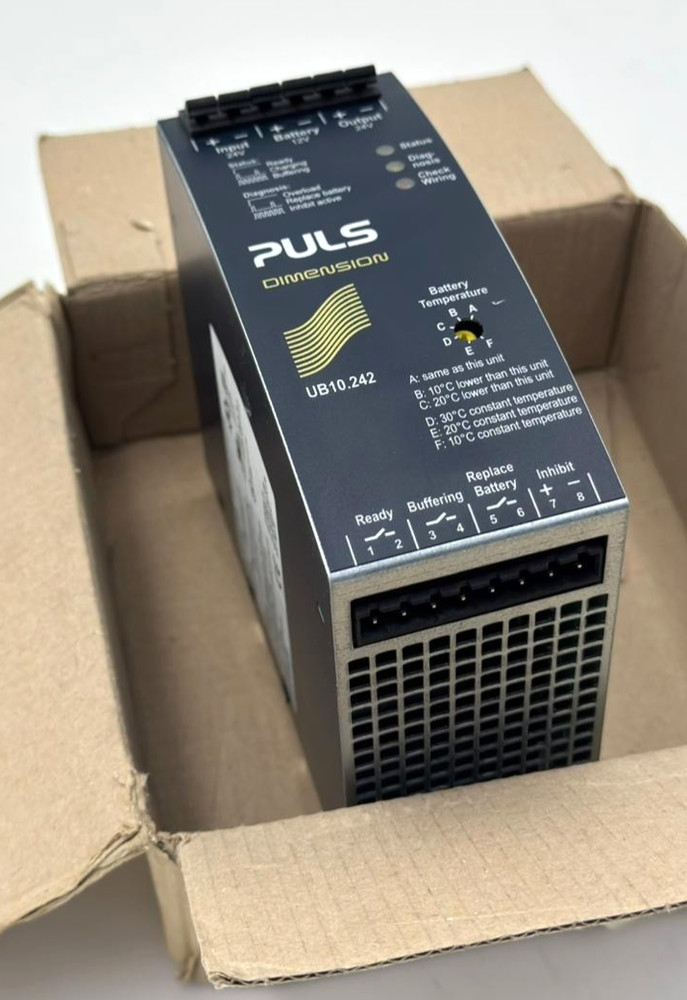 PULS DIMENSION UB10.242 | 10A DC-UPS Control Unit | Czech Republic Made