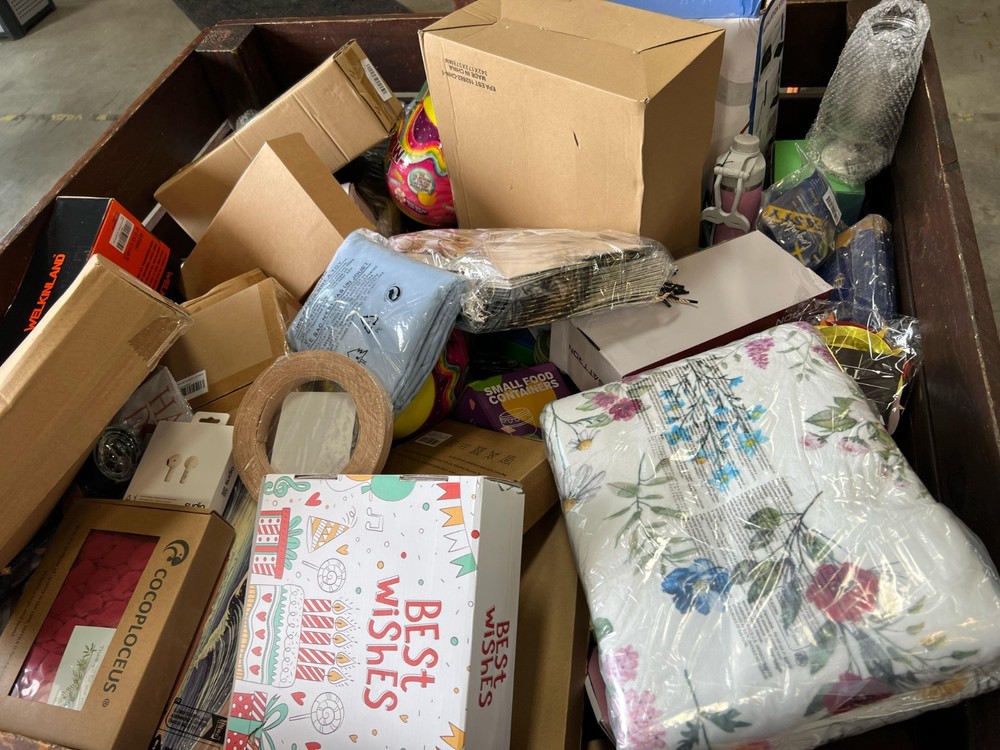 AMAZON Mystery Box General Merchandise Lot Fun Liquidations Bundle Free Shipping