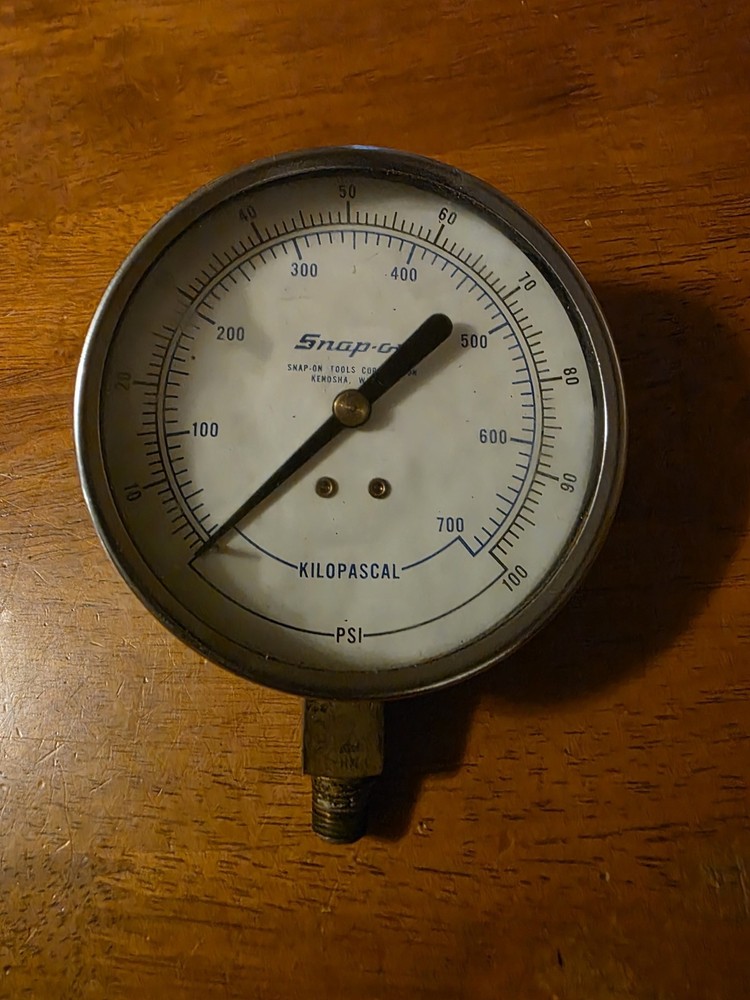 Snap on Tools 700 Kilopascal 100 PSI Compression Tester Gauge