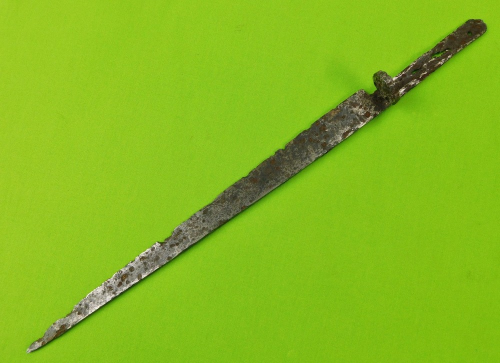 Antique Very Old Medieval Knife Dagger Blade B