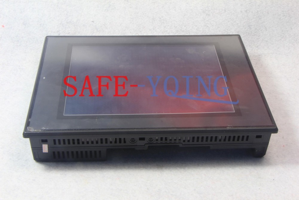 ONE Used KEYENCE VT3-S10 Touch Panel Tested