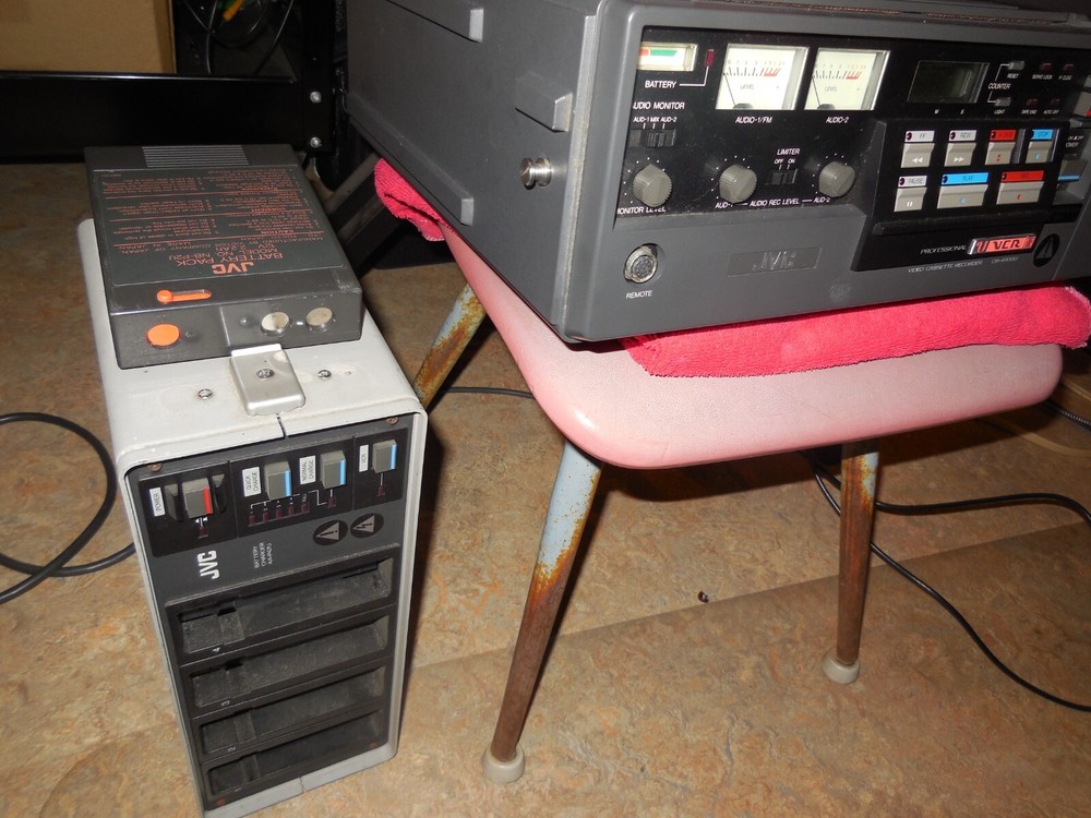 JVC CR-4900U