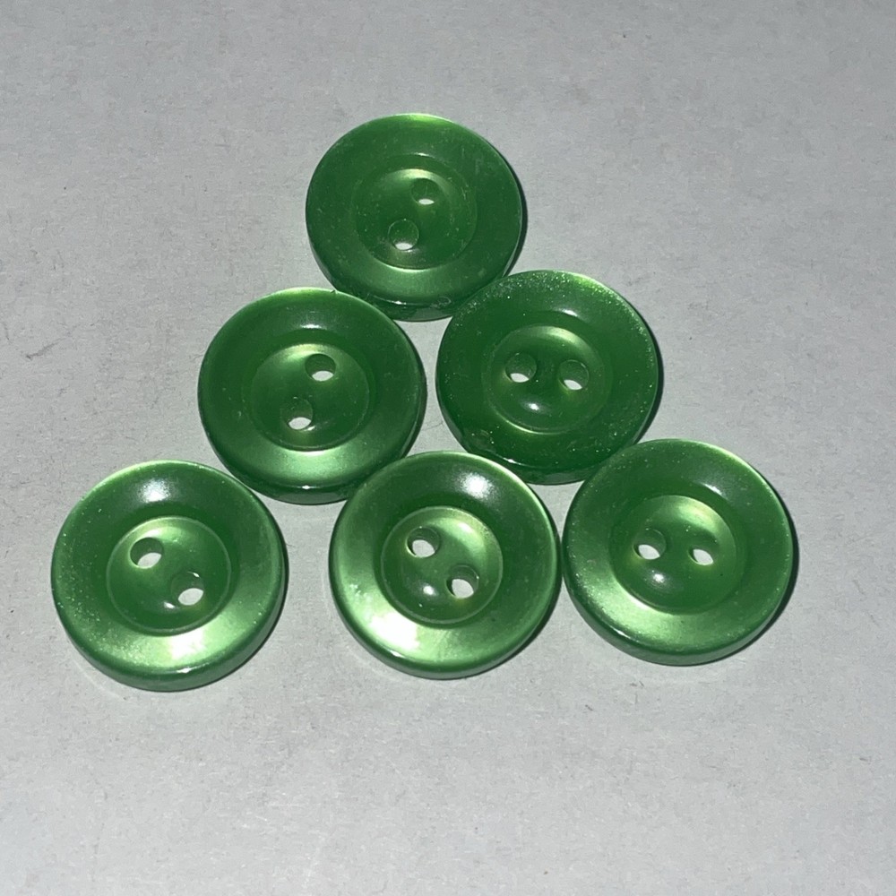 Set Of 6 Plastic Green Round Buttons 5/8”