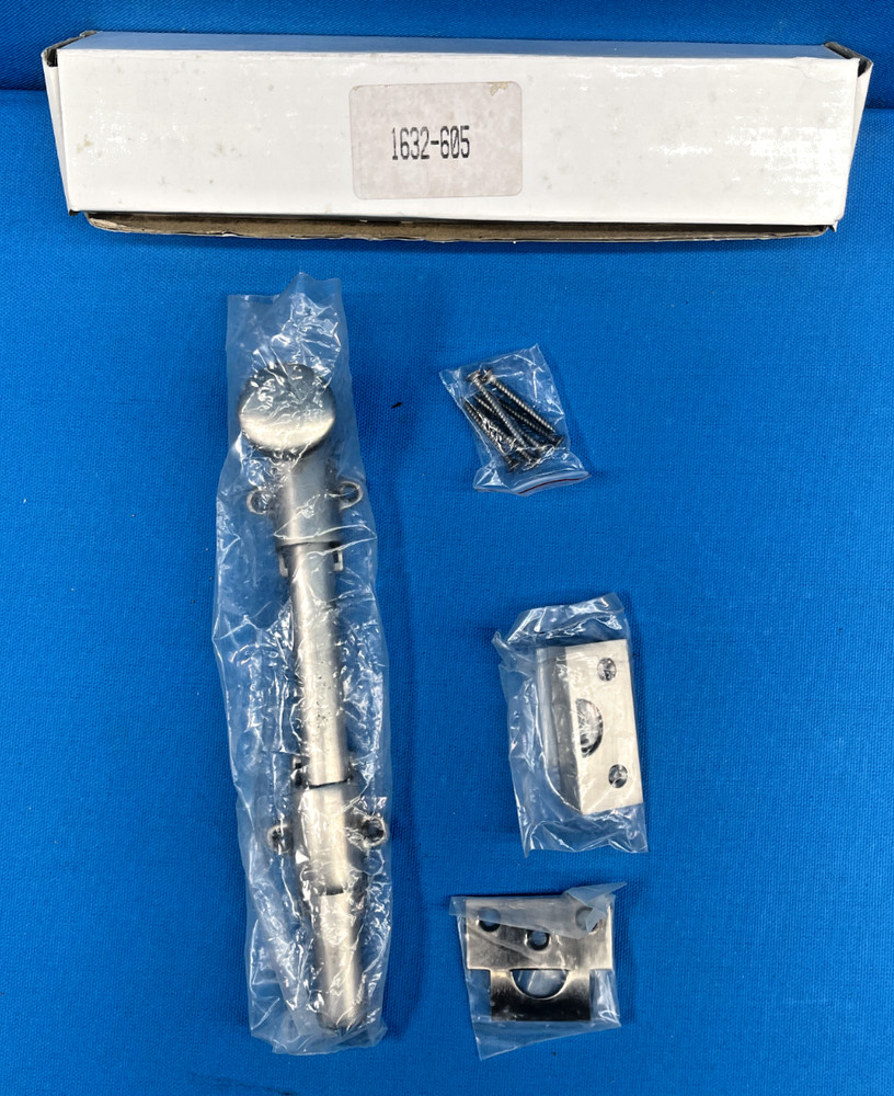 Deltana 8SB26 Heavy Duty Surface Lock