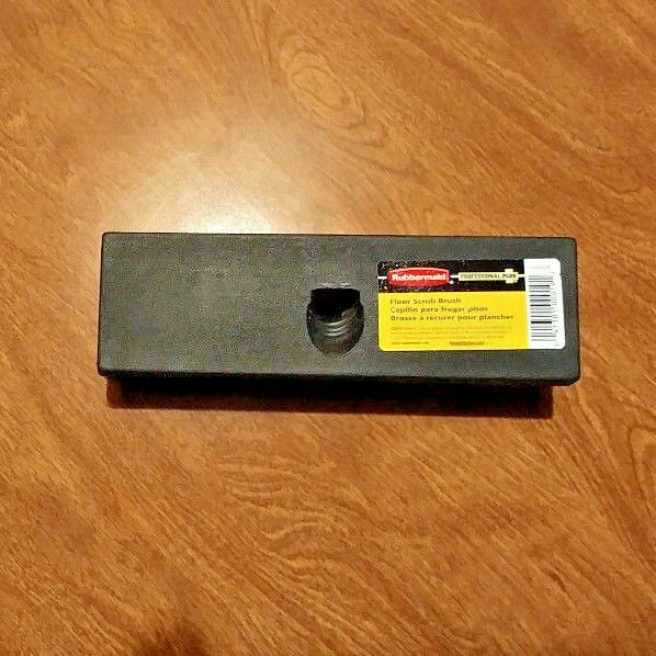 Rubbermaid G243 Scrub Brush (without handle)