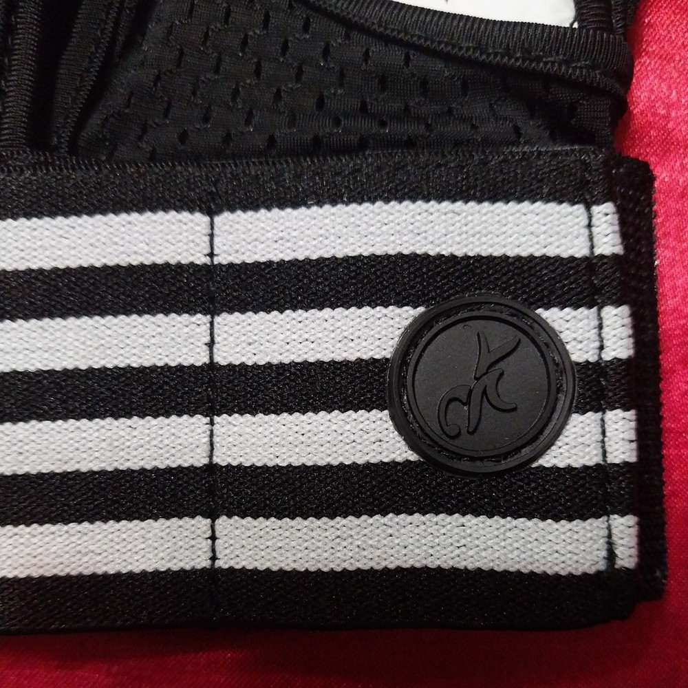 Moreok Workout Gloves Wrist Wrap Support Fingerless Size Medium Curved Open Back
