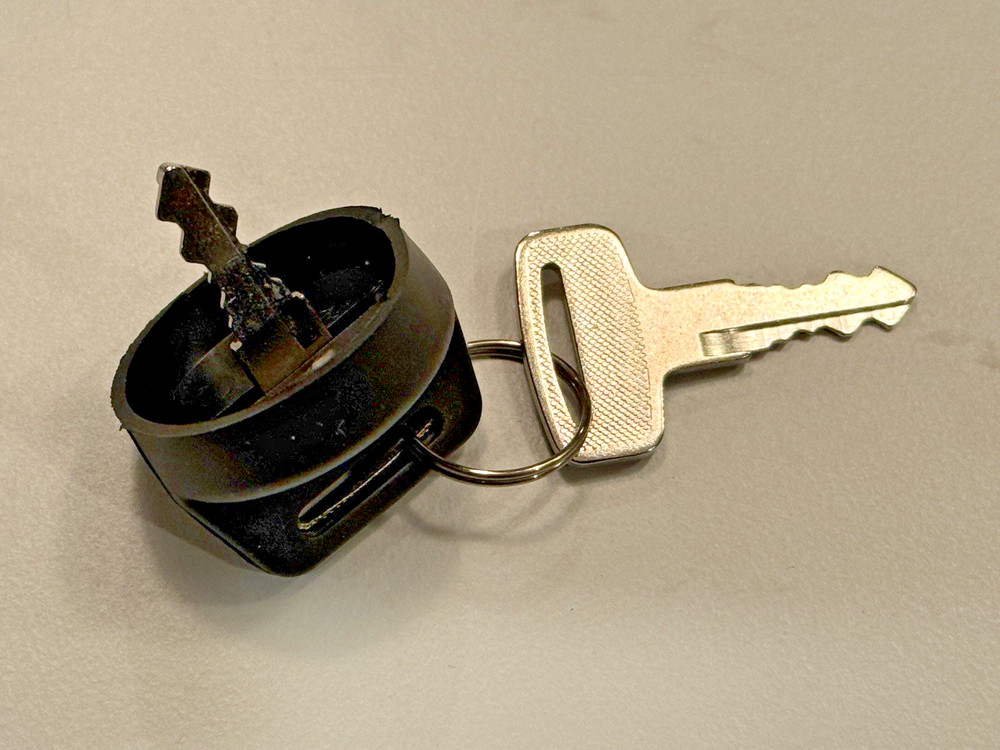 NEW GENUINE Moose Ignition Switch - 2106-0425