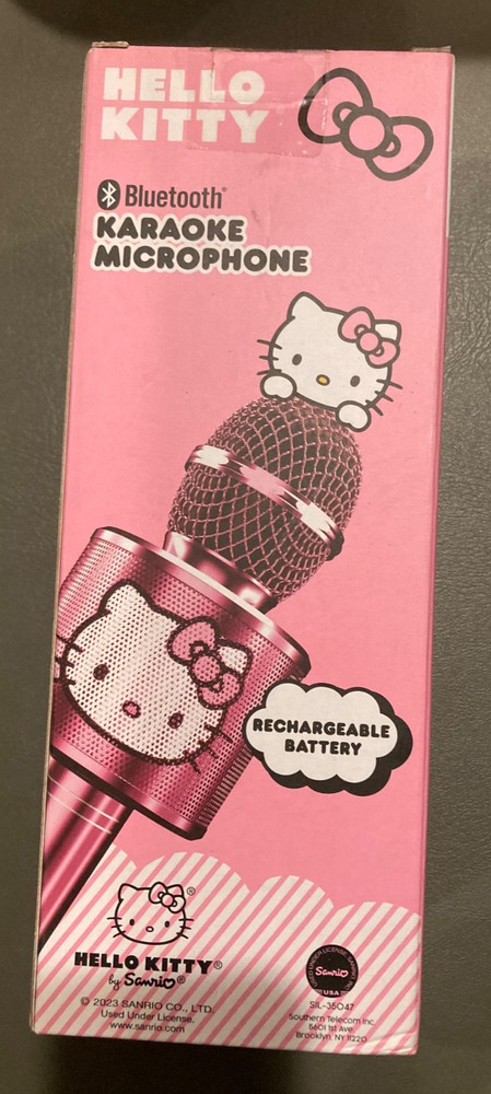 Hello Kitty Bluetooth Karaoke Microphone Wireless Speaker USB Charging Pink NIB