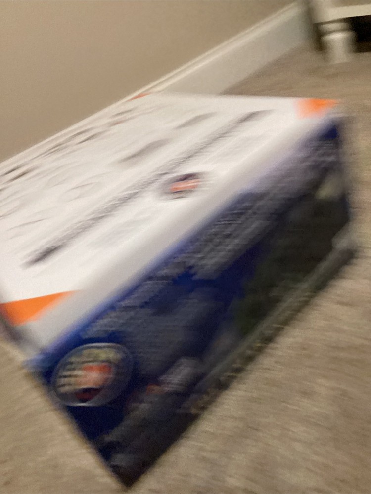 Lionel Polar Express Train Set Used