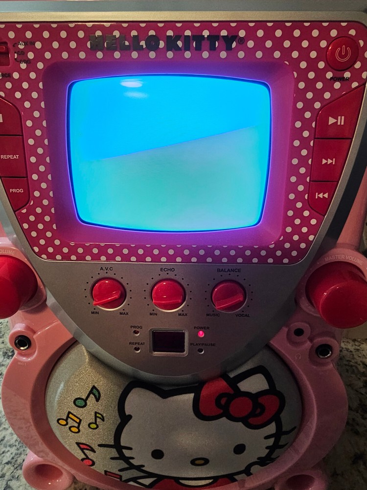 Hello Kitty CD+G Karaoke machine Microphone w Screen IPad & IPhone Connection