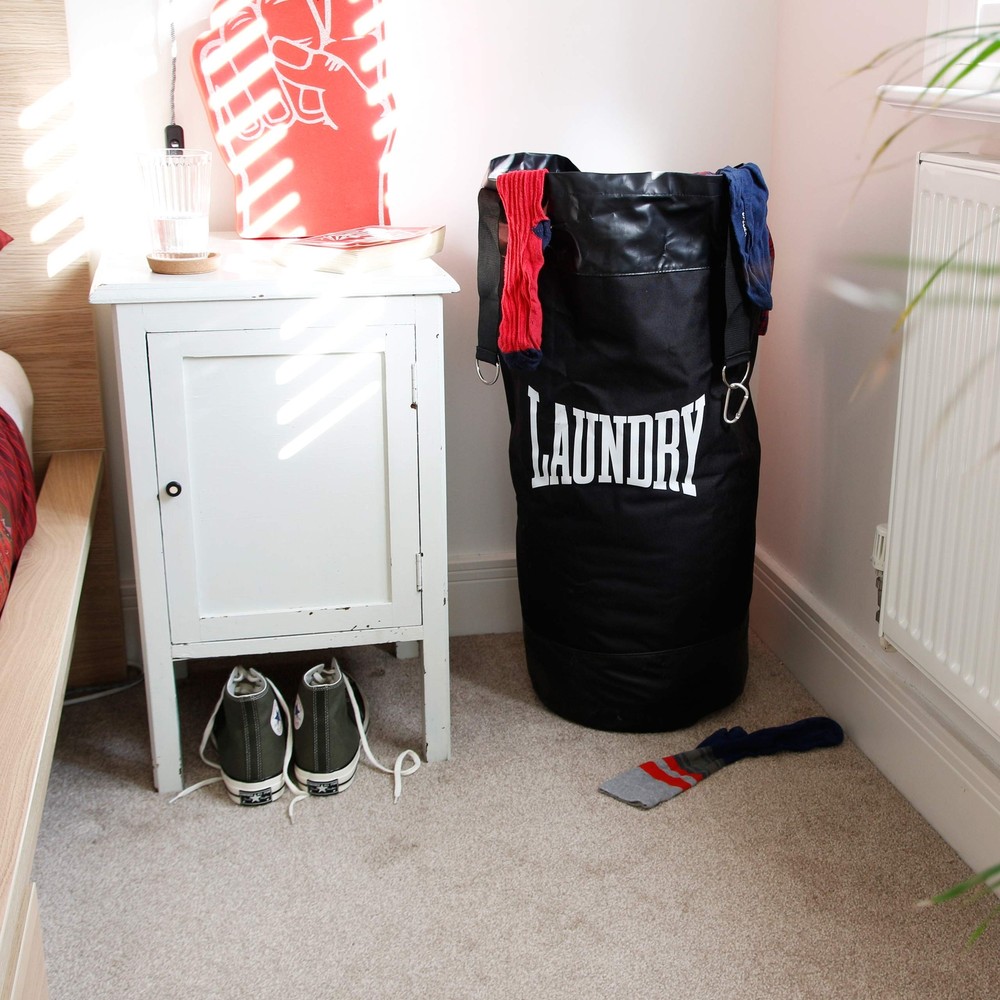 Laundry Bag Punching Bag Shaped Hamper Black Portable Foldable Handle 15