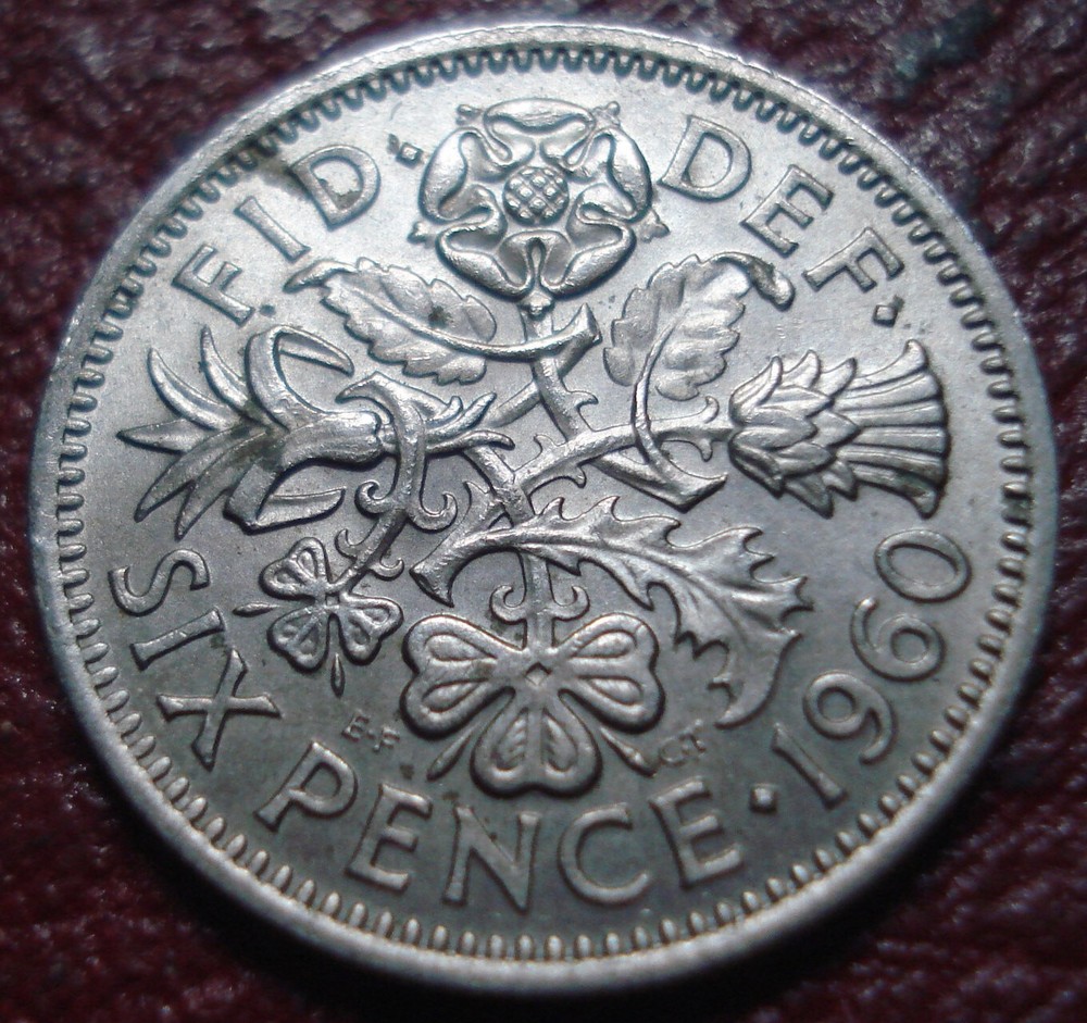 1960 BRITISH SIX PENCE IN EF CONDITION