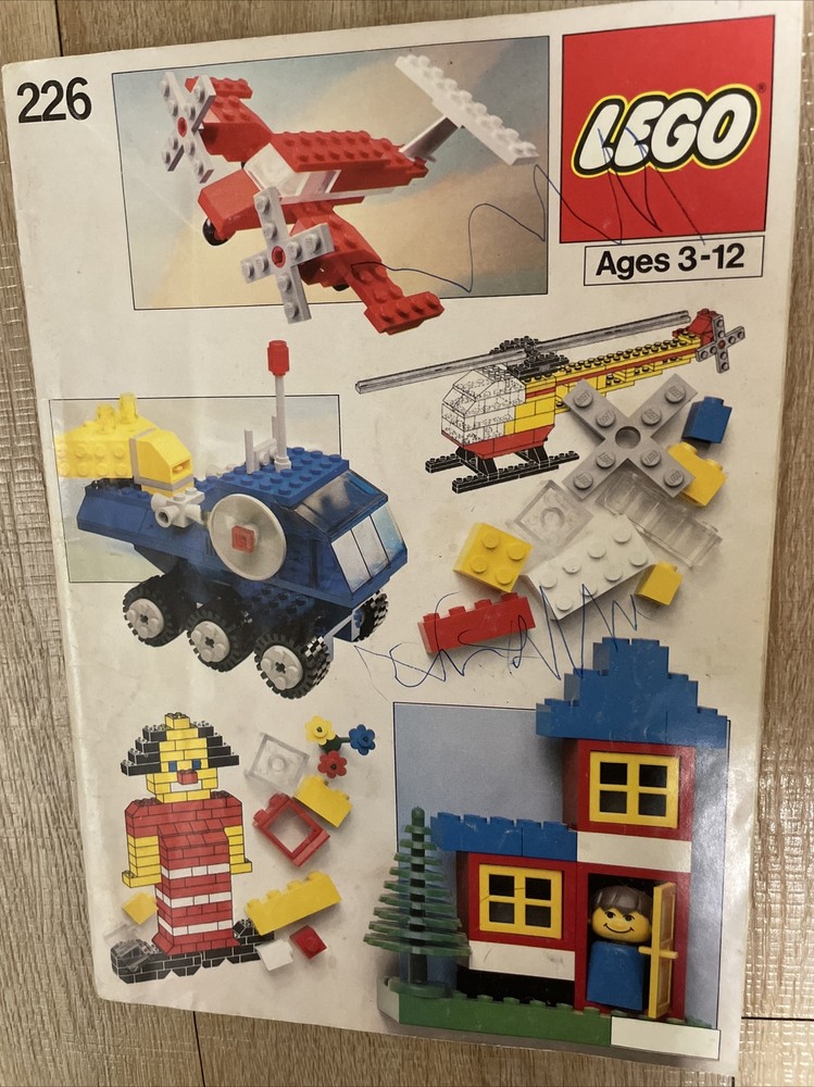LEGO 1982 Lego Idea Book 226 Vintage