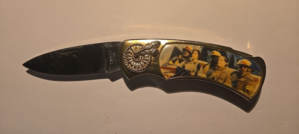 Firefighters 9/11 Commemorative Knife