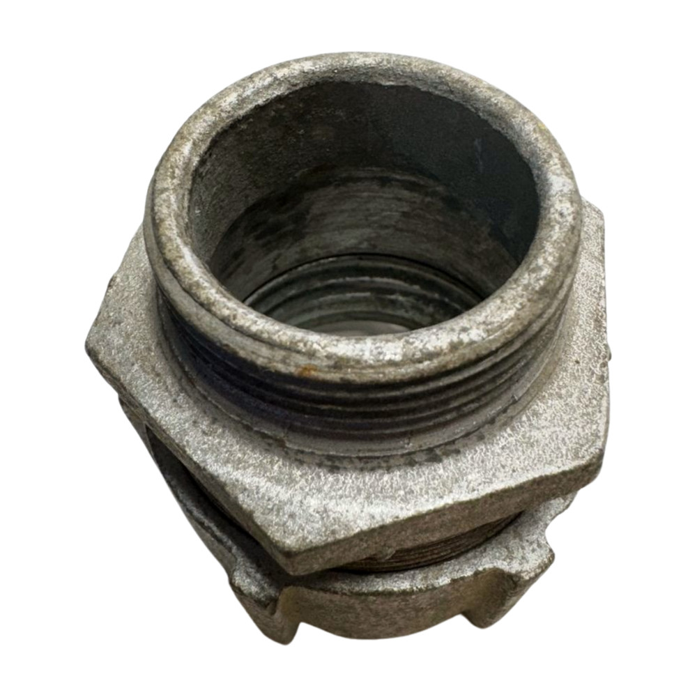 Thomas & Betts 8421 Threadless Compression Connector, 1-1/4" **Free Shipping**