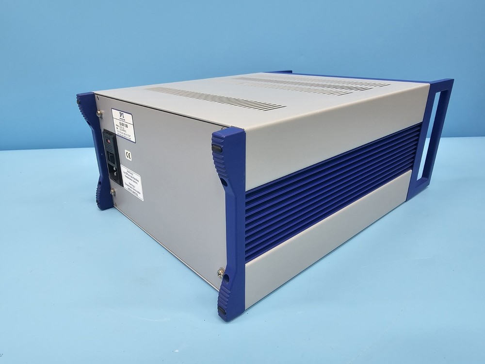 Physik Instrumente PI E-501.00(LVPZT-AMPLIFIER , DISPLAY / INTERFACE)