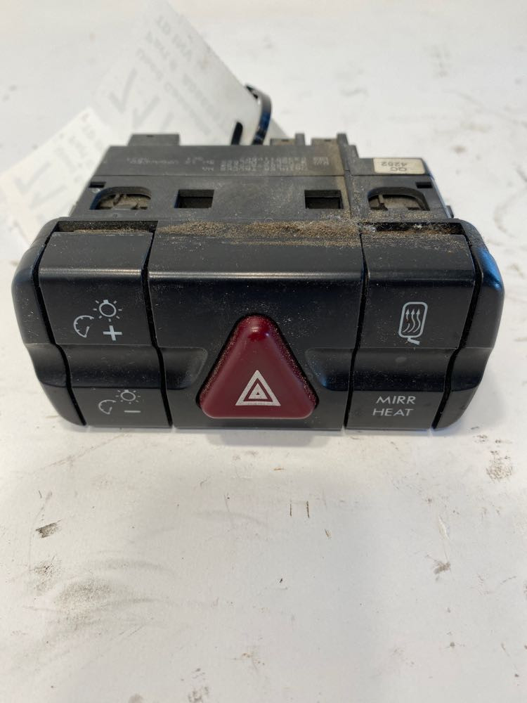 2014 Freightliner Cascadia Switch Panel A0660972009 (717-10861)