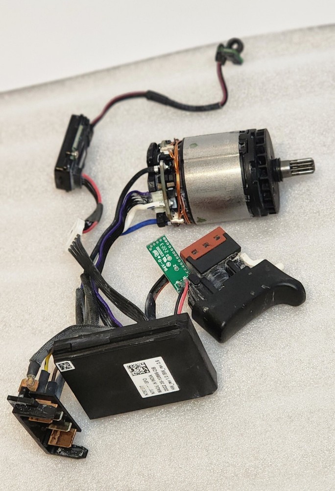 DeWalt NA209685 Motor / Switch