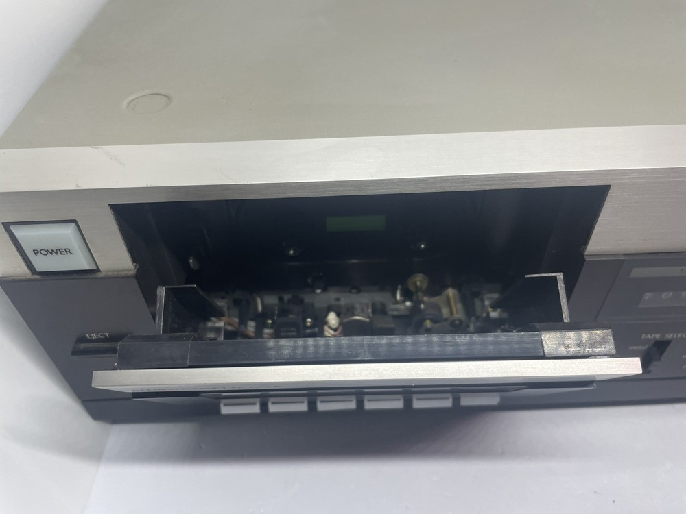 Mitsubishi DT-12 Stereo Cassette Deck - Tested