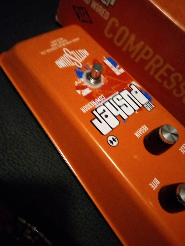 Rotosound Vintage Reissue "pusher" compressor Effects Pedal