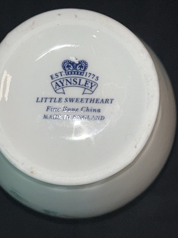 Aynsley bone China “Sweetheart” pattern vase