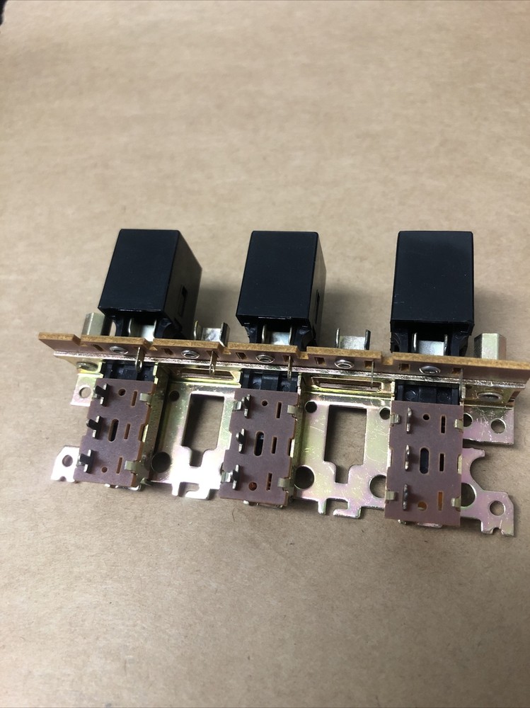 SWITCH CRAFT PART# 25S1531A