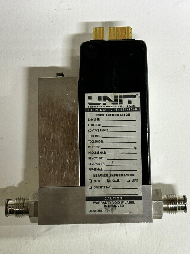 Unit Instruments, UFC-1100A, Mass Flow Controller, 1.5 SLM GAS He