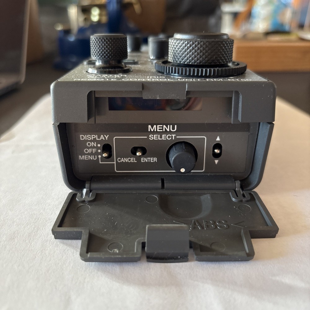 SONY Remote Control Unit RM-B150 RMB150 Used