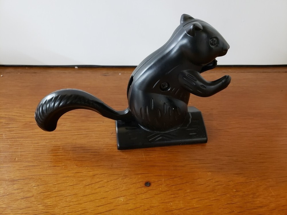 Black Metal Squirrel Hand Crank Nutcracker