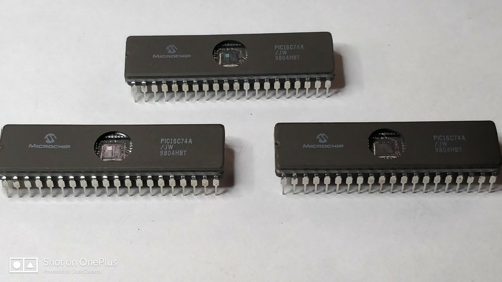 PIC16C74A/JW MICROCHIP MICROCONTROLLER EPROM X 1 PC