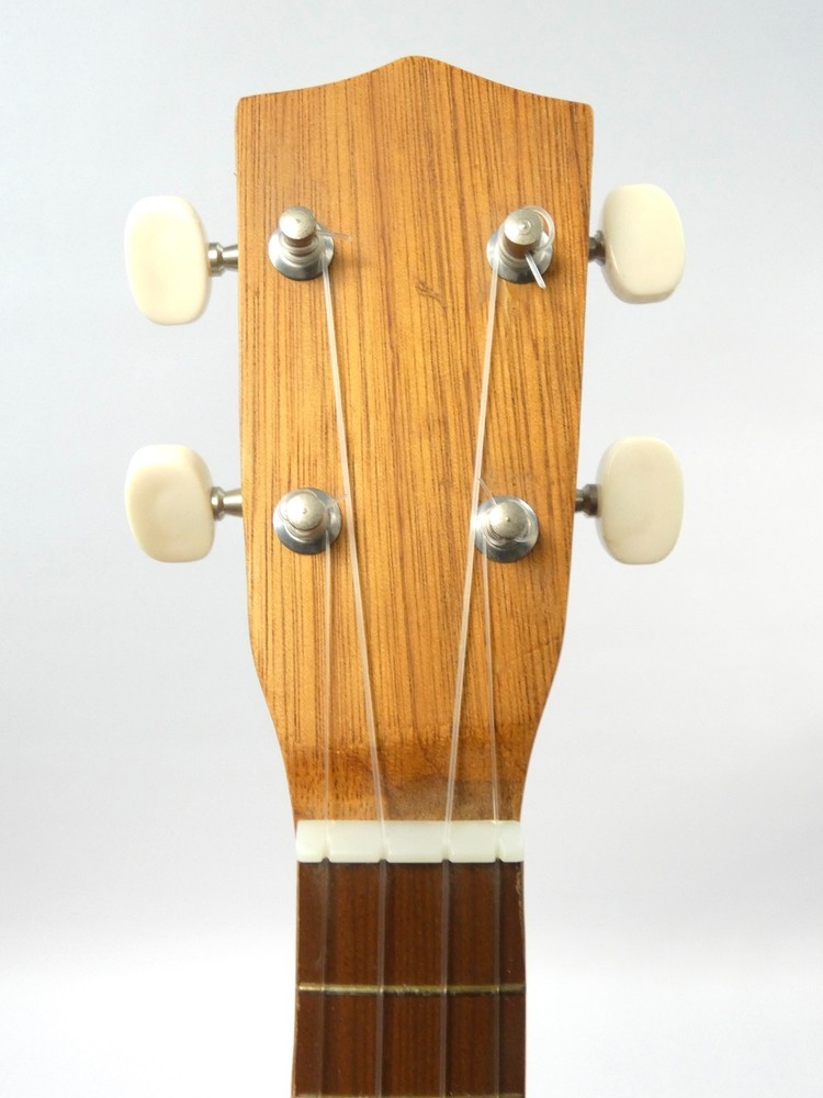 Tara Soprano 4-String Ukulele