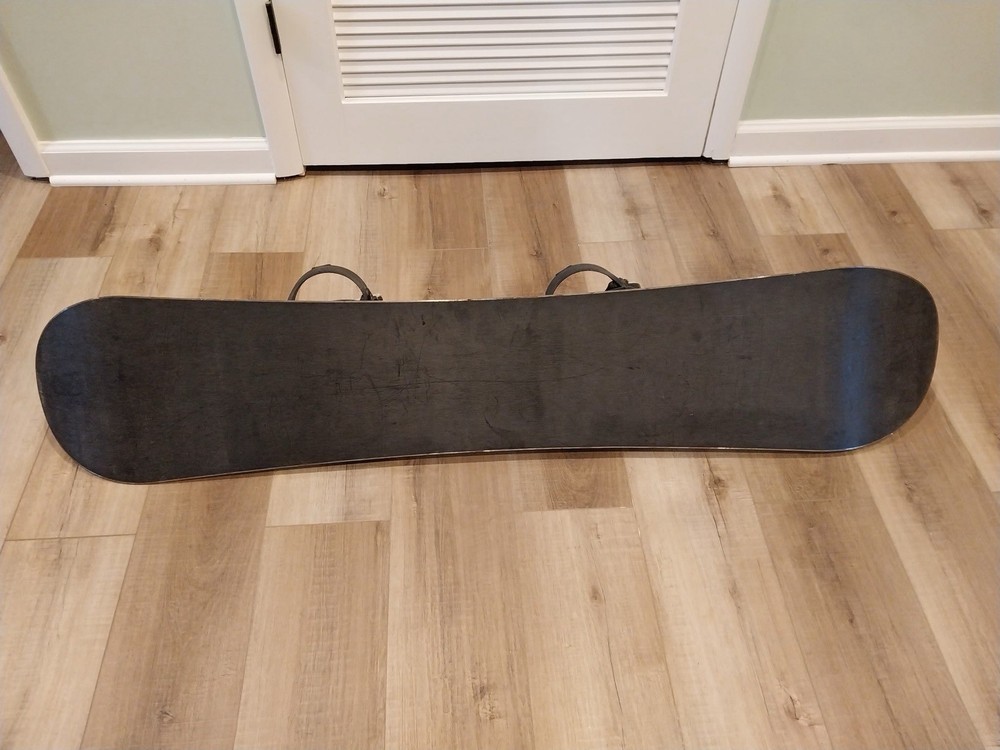 Killer Loop Snowboard 140 cm (BINDINGS NOT INCLUDED)